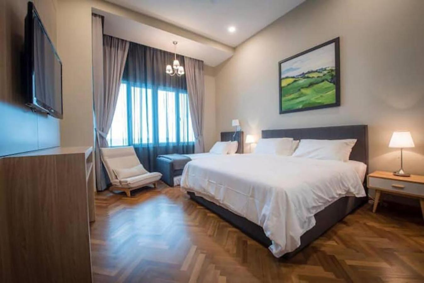 Tree Premier Suite Strait Quay Luxury Marina Suite Tanjung Tokong Esterno foto